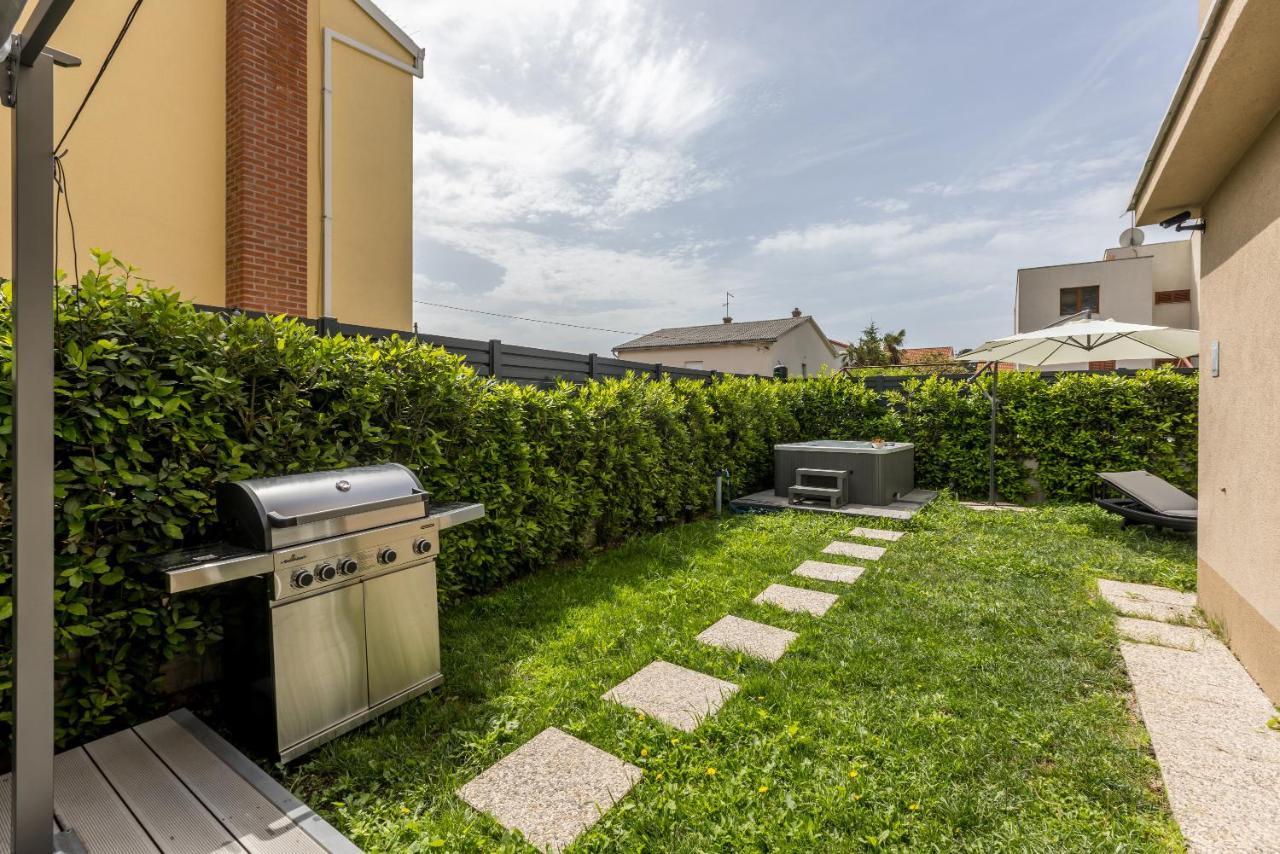 Apartment Dolce D Kastela Exterior photo